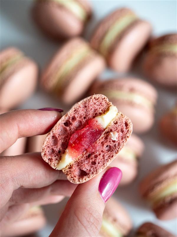 Ganache o smaku prosecco z malinami